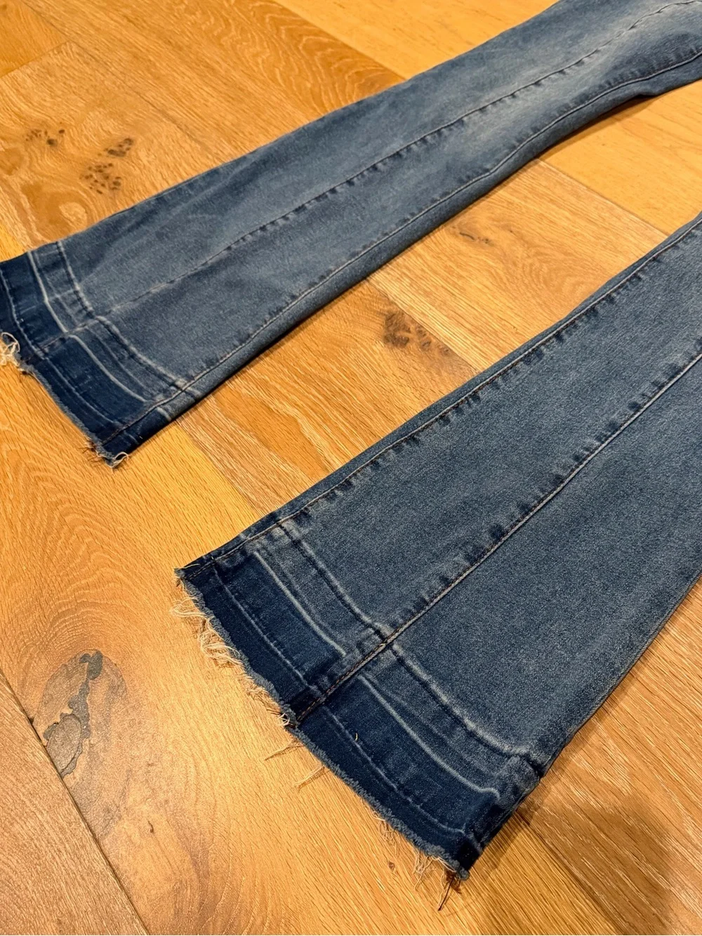 PTCL Ethical Denim Flare Seamed Women’s Jeans Size 25 unique! - Picture 5 of 14
